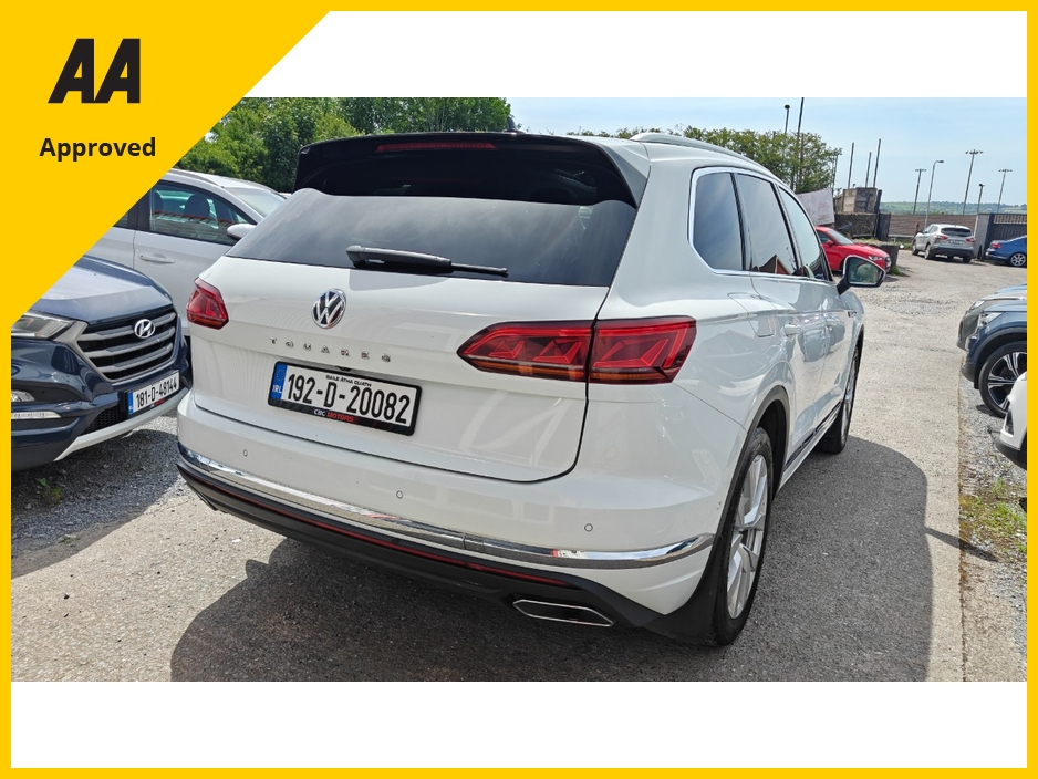 2019 Volkswagen Touareg 3L Diesel For Sale Images