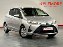 Toyota Vitz 1.5 HYBRID AUTOMATIC - LOW MILEAGE - ELECTRIC WINDOWS - ADJUSTABLE WING MIRRORS - HEATING / AC CONTROLS