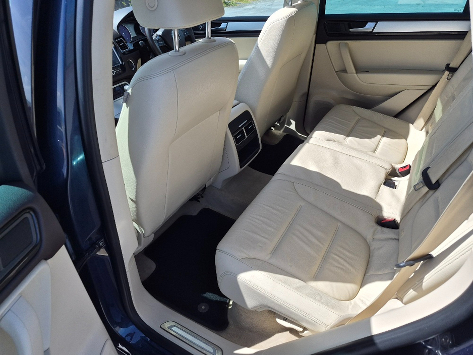 2014 Volkswagen Touareg 3L Diesel For Sale Images