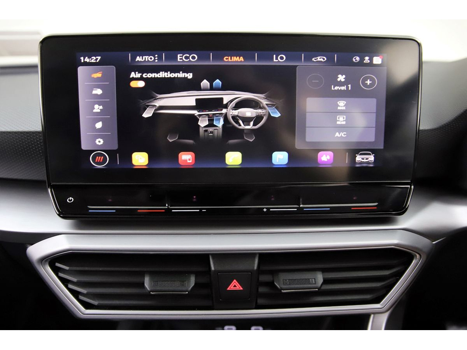 SEAT Leon 1.4 FR E-HYBRID DSG 204BHP HALF LEATHER*SPORT SEATS* — thumbnail 19