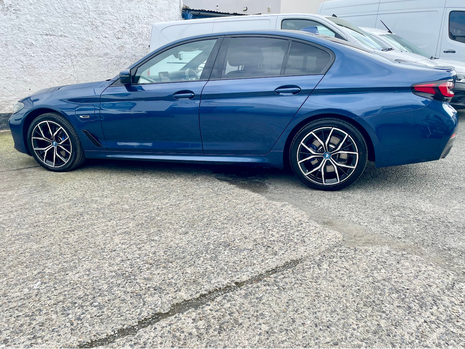 2023 BMW 5 Series 2L Petrol Plug-in Hybrid For Sale Images