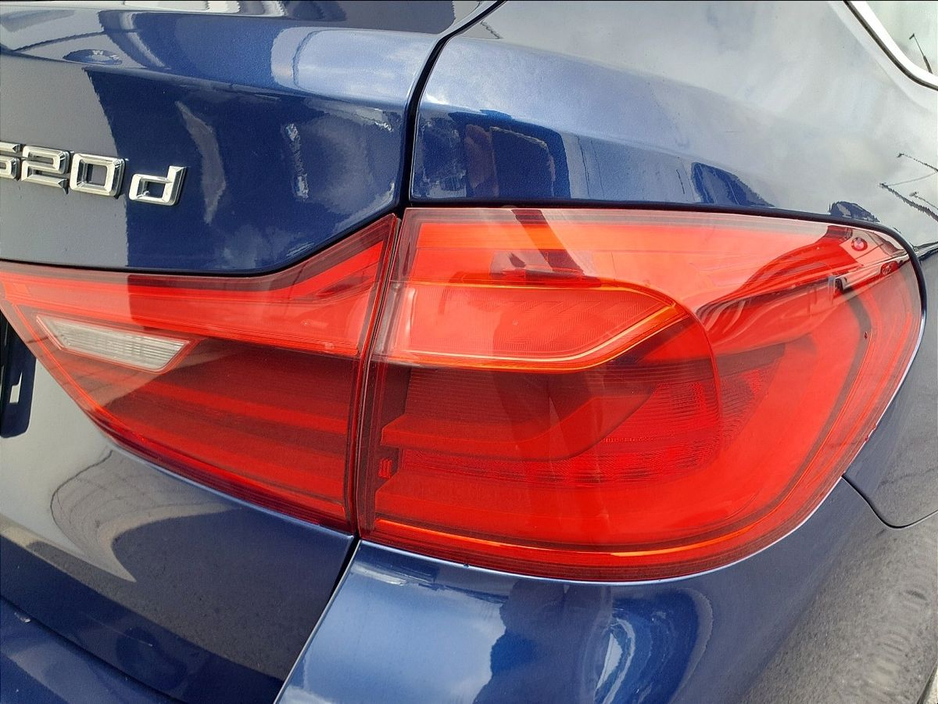 BMW 5 Series 520d SE Touring — thumbnail 20