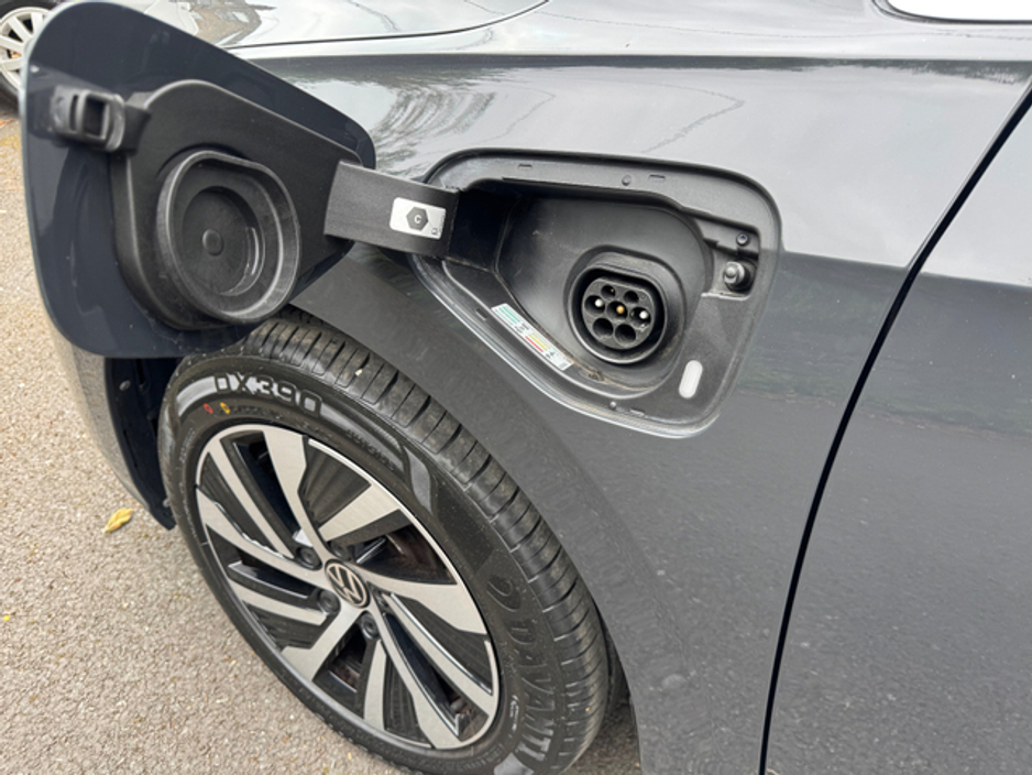 2023 Volkswagen Golf 1.4L Hybrid For Sale Images