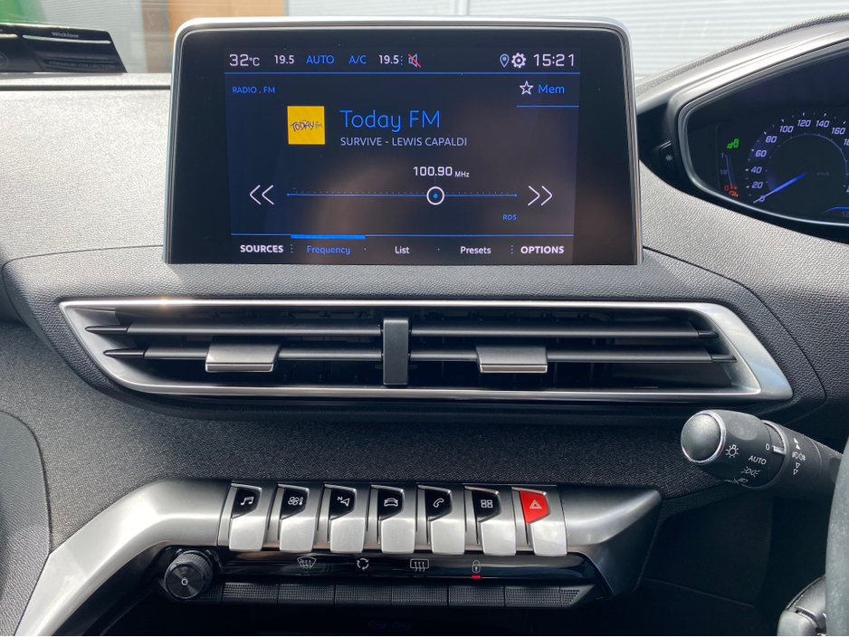 2019 Peugeot 5008 1.2L Petrol For Sale Images