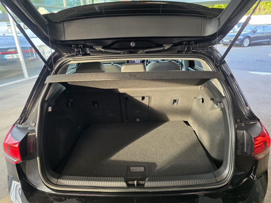 2021 Volkswagen Golf 1.5L Petrol For Sale Images