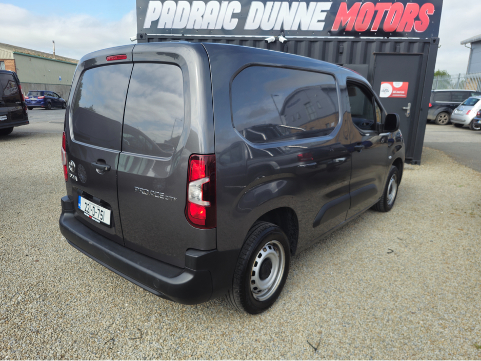 2022 Toyota Proace 1.5L Diesel For Sale Images