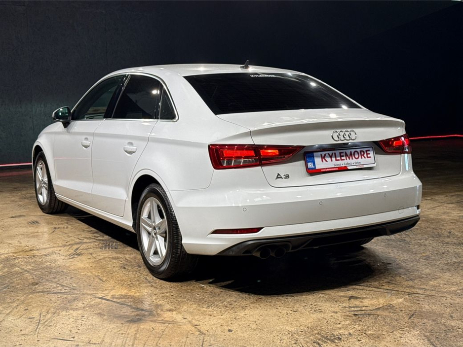 Audi A3 1.4 AUTOMATIC SALOON - FACTORY ALLOYS - CRUISE CONTOL - REAR CAMERA — thumbnail 5
