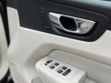 2023 Volvo XC60 2L Petrol Plug-in Hybrid For Sale Images