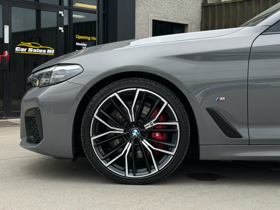 2022 BMW 5 Series 2L Diesel Hybrid For Sale Images