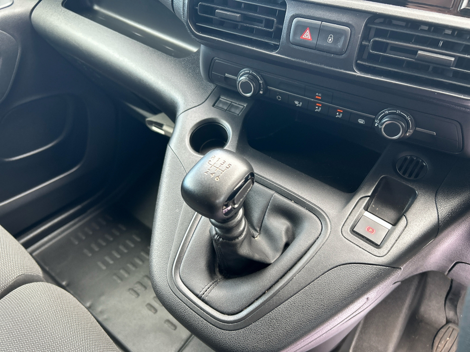 2023 Opel Combo 1.5L Diesel For Sale Images