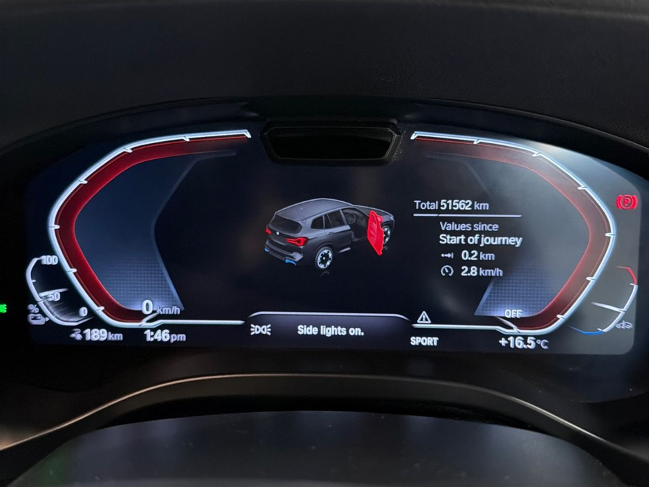 BMW iX3 80 kWh M Sport Pro — thumbnail 8