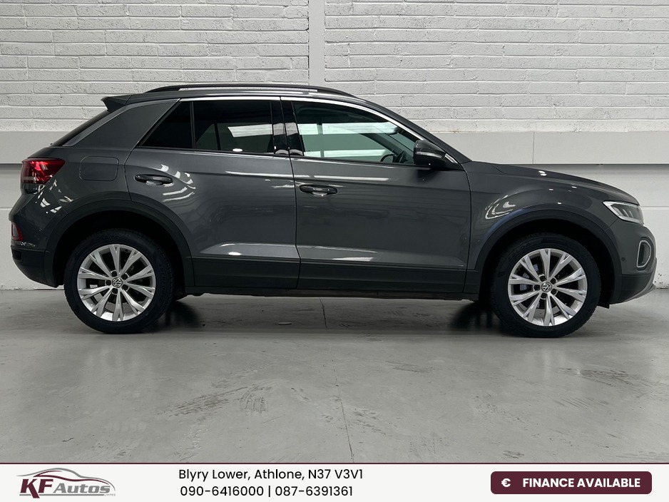 2023 Volkswagen T-Roc 2L Diesel For Sale Images