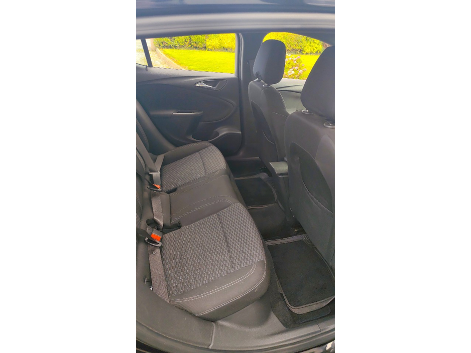 Vauxhall Astra 1.4 SRI 99BHP 5DR — thumbnail 6