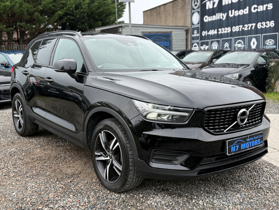 2021 Volvo XC40 For Sale Images