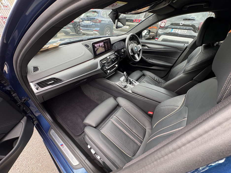 2022 BMW 5 Series 2L Petrol Plug-in Hybrid For Sale Images