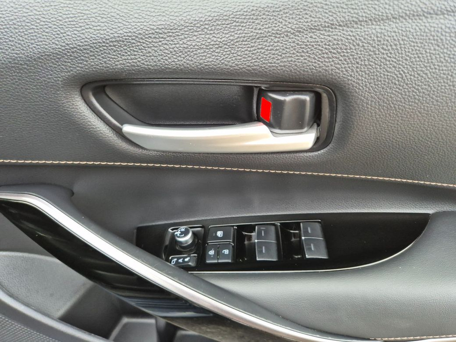 Toyota Corolla 1.8 HYBRID / WXB SPORT / HIGH SPEC / TAX €160 — thumbnail 28