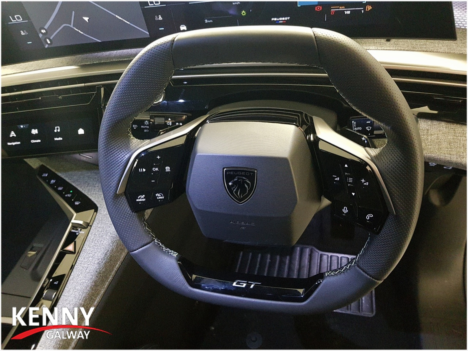2025 Peugeot 5008 1.2L Petrol For Sale Images