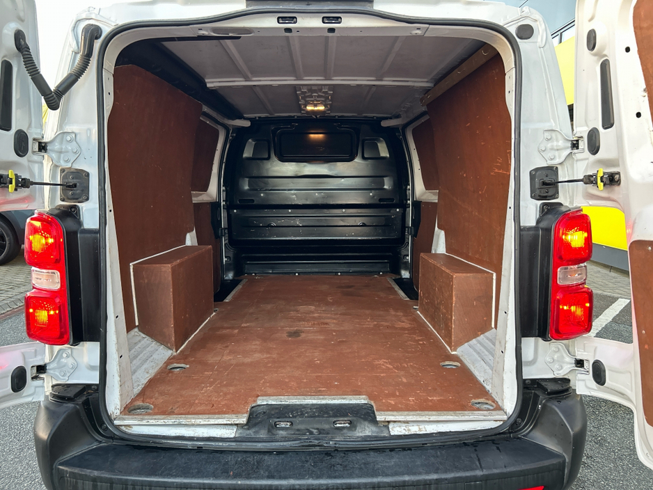 2022 Opel Vivaro 1.5L Diesel For Sale Images