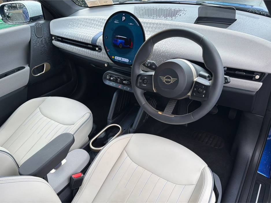 2025 MINI Hatch 0L Electric For Sale Images