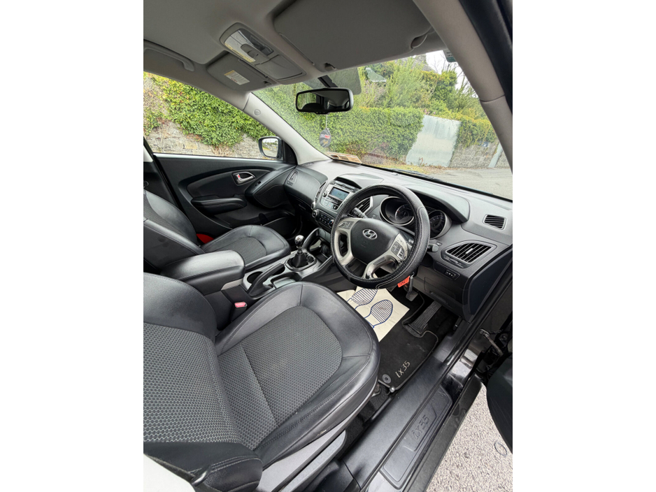 2013 Hyundai ix35 1.7L Diesel For Sale Images
