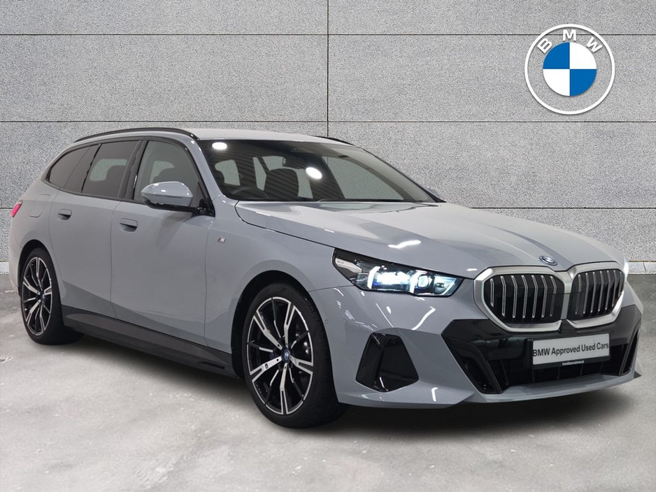 2025 BMW 5 Series 2L Petrol Plug-in Hybrid For Sale Images