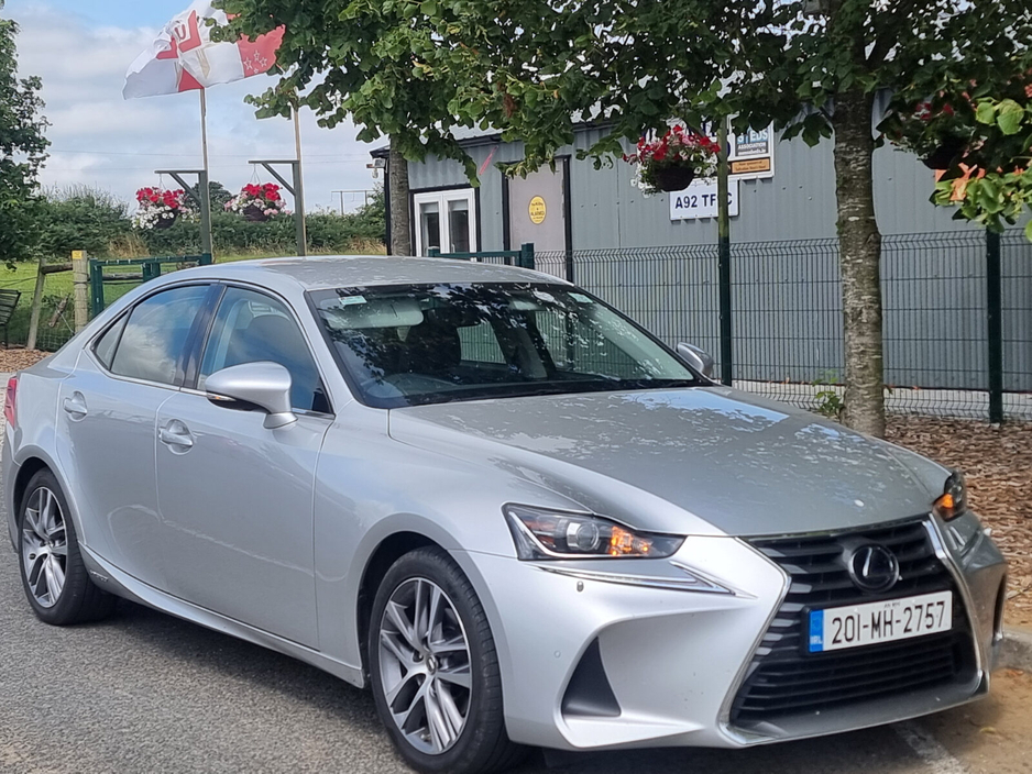 2020 Lexus IS 200