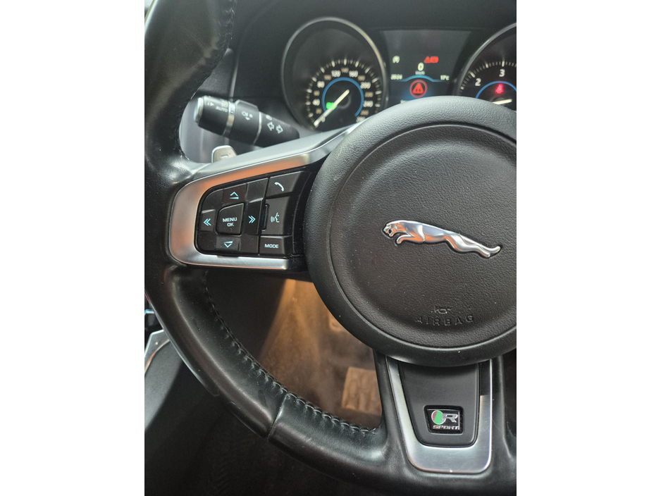 Jaguar XF 2.0 D RWD R-SPORT MY 18 4DR AUTO — thumbnail 23