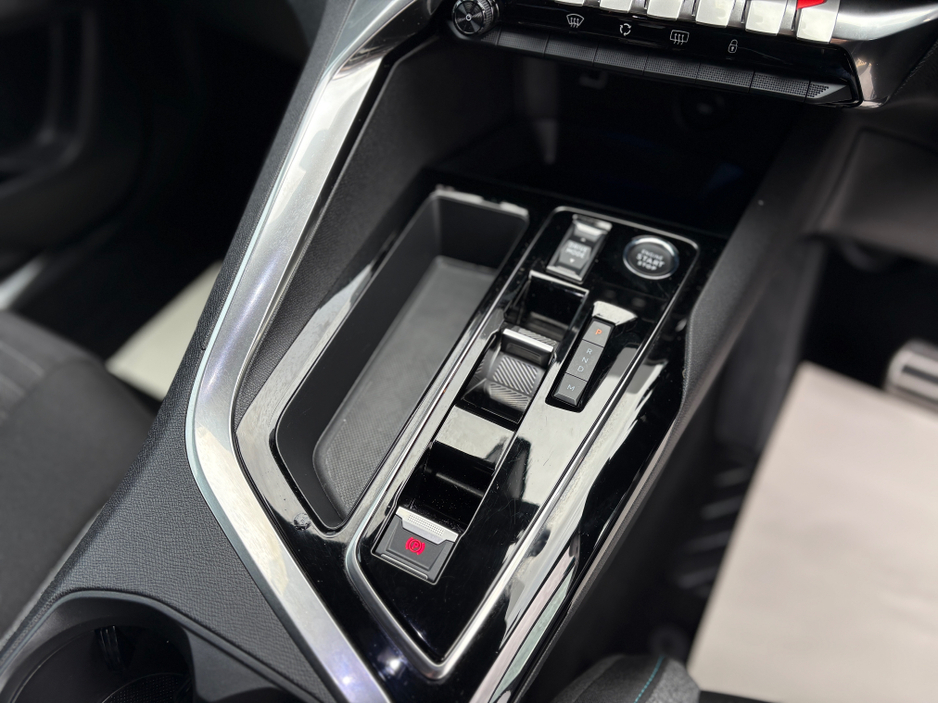 2023 Peugeot 5008 1.5L Diesel For Sale Images