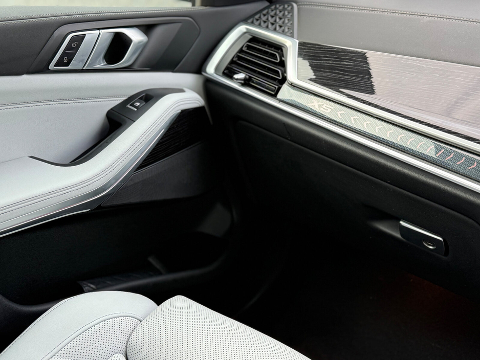 2024 BMW X5 3L Petrol Plug-in Hybrid For Sale Images