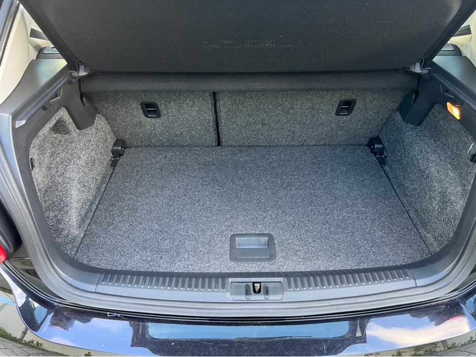 2016 Volkswagen Polo 1.2L Petrol For Sale Images