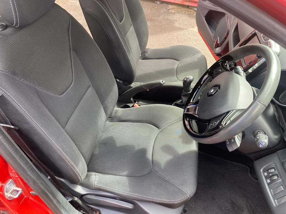 2014 Renault Clio 1.1L Petrol For Sale Images