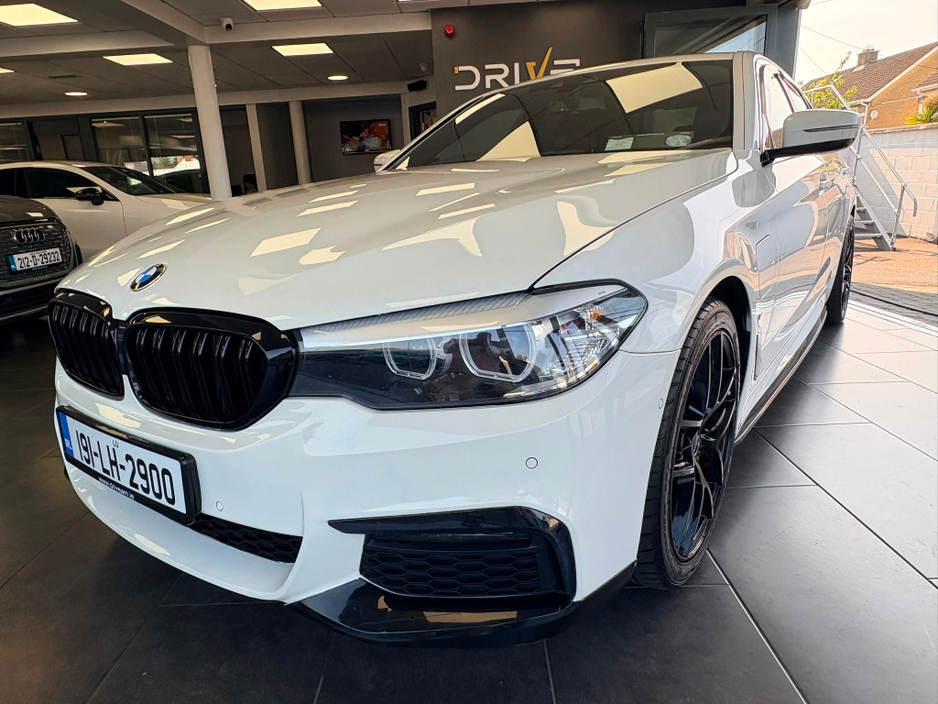 2019 BMW 5 Series 2L Petrol Plug-in Hybrid For Sale Images