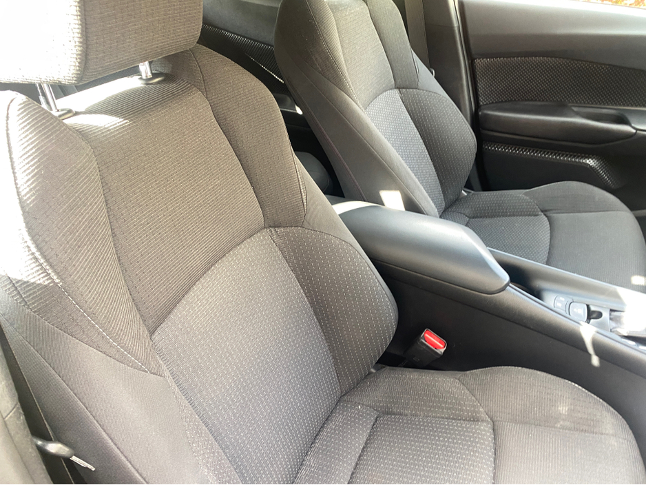 2018 Toyota C-HR 1.8L Hybrid For Sale Images