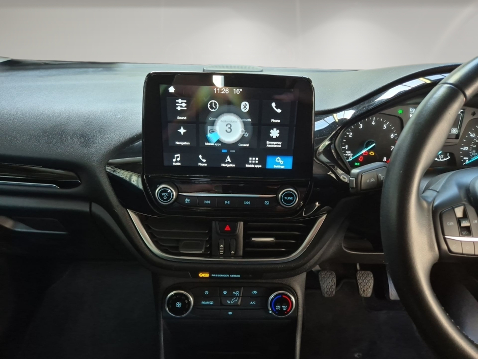 Ford Fiesta 1.1 ZETEC 85PS 5DR — thumbnail 8