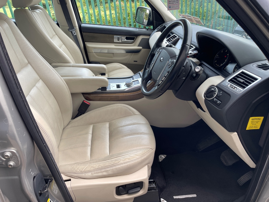 2013 Land Rover Range Rover Sport 3L Diesel For Sale Images
