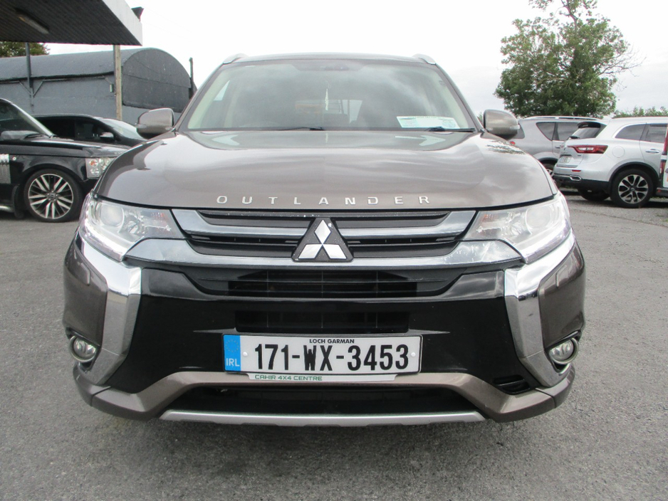 2017 Mitsubishi Outlander 2L Petrol Plug-in Hybrid For Sale Images