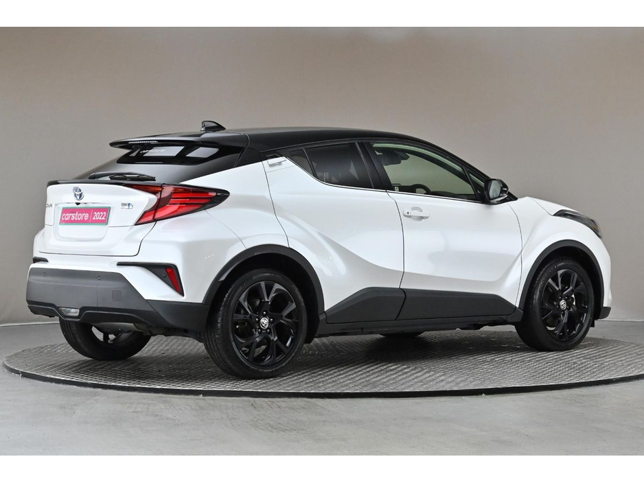 Toyota C-HR 1.8 HYBRID *BI-TONE ROOF*HALF LEATHER*360PAN CAM* — thumbnail 10