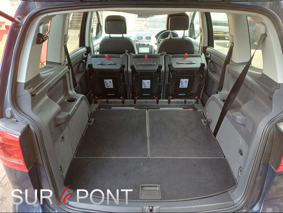 2015 Volkswagen Touran 1.4L Petrol For Sale Images