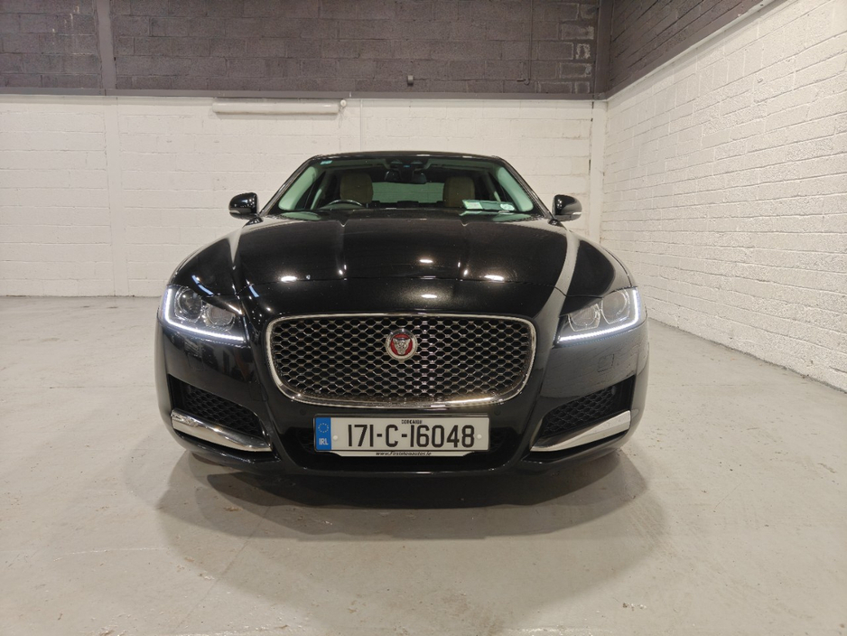 Jaguar XF 2.0 D PORTFOLIO 180PS AUTO 4DR — thumbnail 2