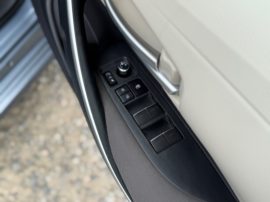2022 Toyota Corolla 1.8L Petrol Hybrid For Sale Images