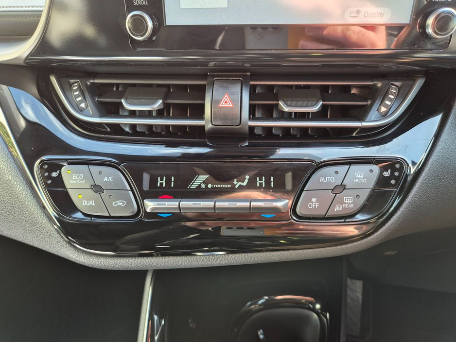 Toyota C-HR 1.8 HYBRID / SOL NERO EDITION WITH SAFETY PACK / TAX €160 — thumbnail 25