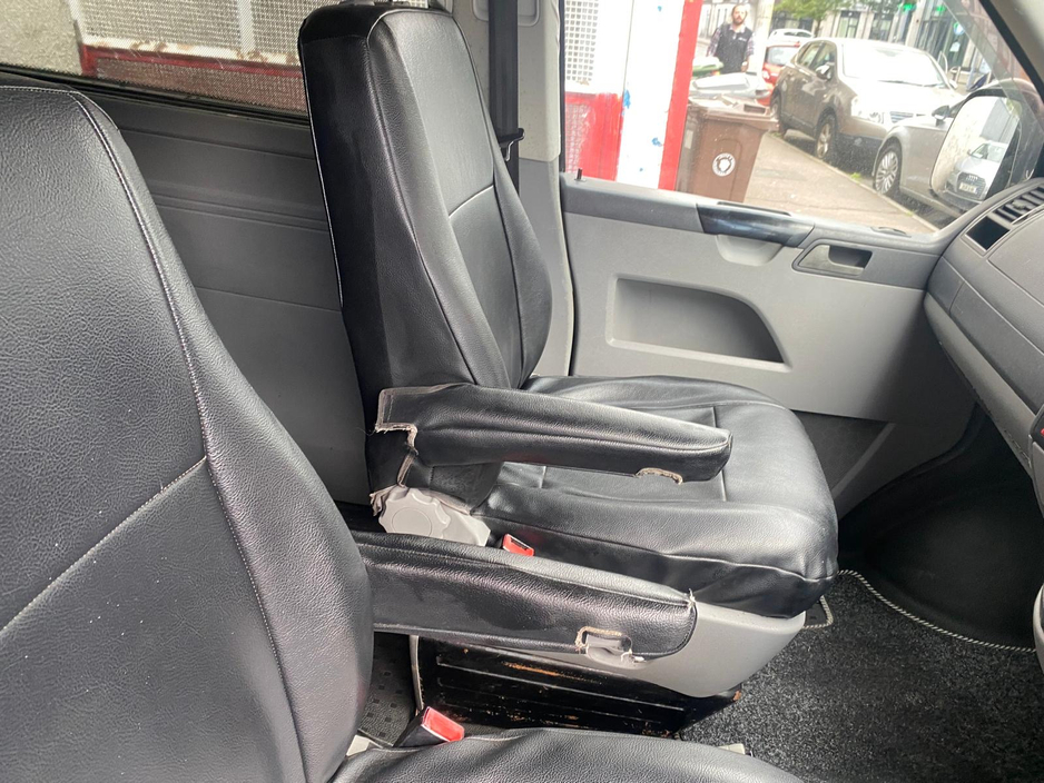 2005 Volkswagen Shuttle 1.9L Diesel For Sale Images