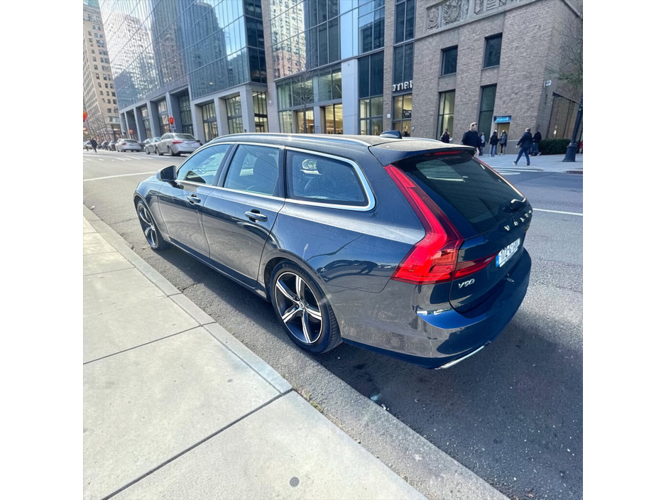 2017 Volvo V90 2L Diesel For Sale Images