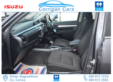 2021 Toyota Hilux 2.4L Diesel For Sale Images