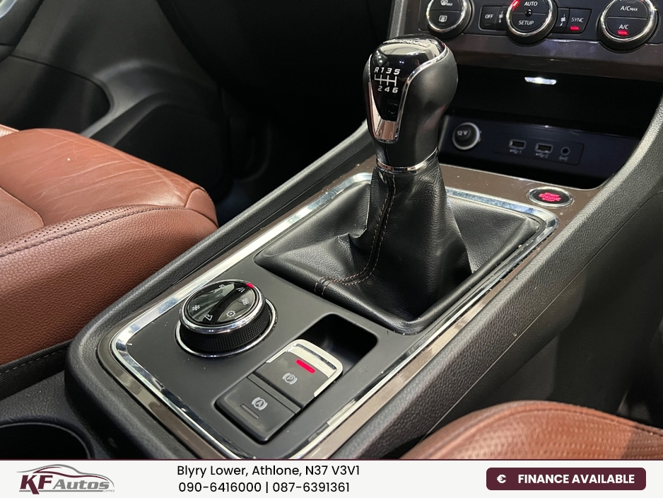 2017 SEAT Ateca 2L Diesel For Sale Images