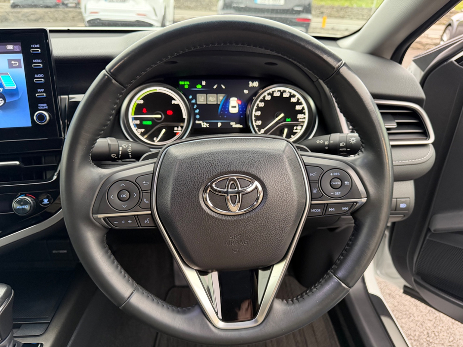2023 Toyota Camry 2.5L Petrol Hybrid For Sale Images