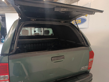 2014 Isuzu D-MAX 2.5L Diesel For Sale Images