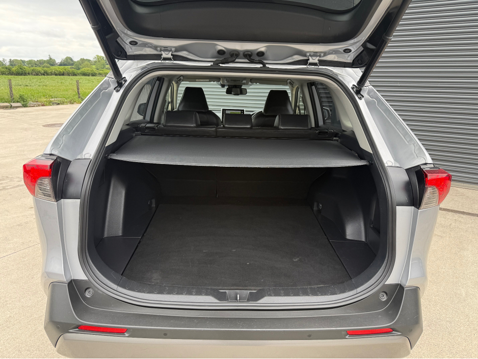 2019 Toyota Rav4 2.5L Petrol Hybrid For Sale Images
