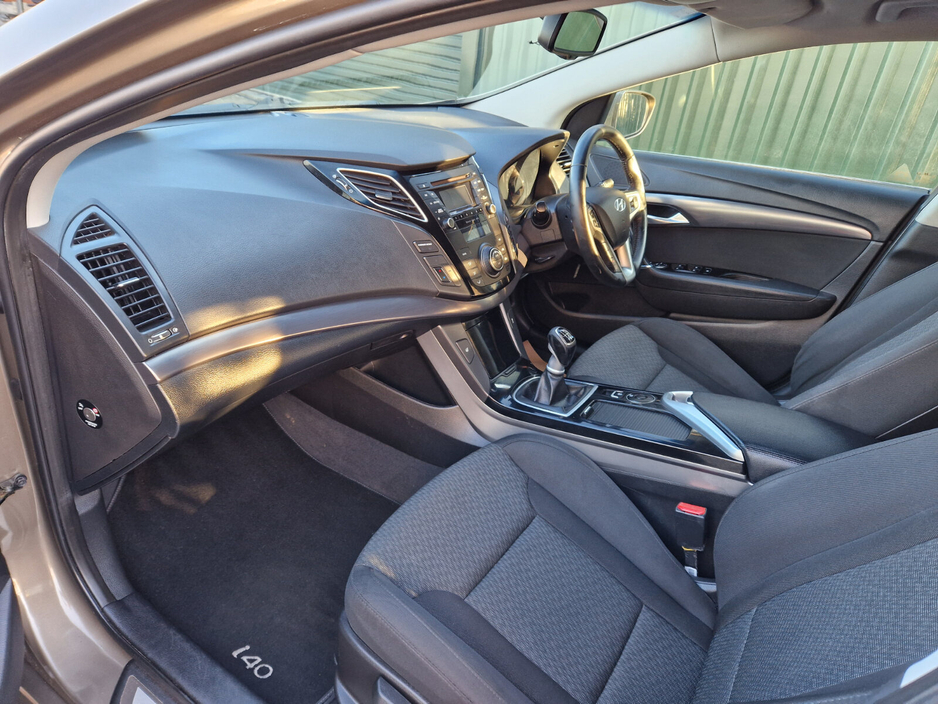 2015 Hyundai i40 1.7L Diesel For Sale Images