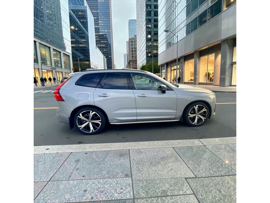 2023 Volvo XC60 2L Petrol Plug-in Hybrid For Sale Images